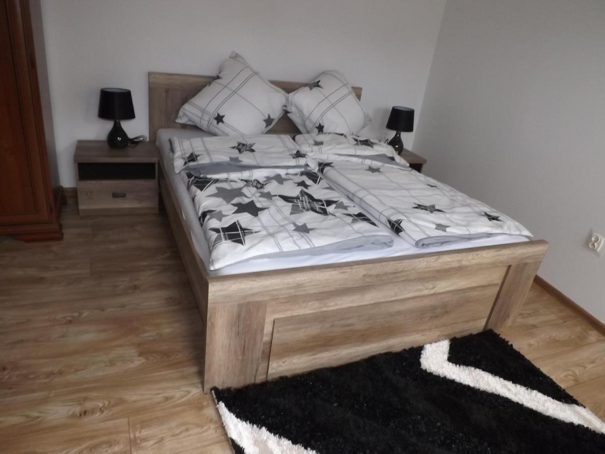 Pan Tadeusz Apartman Újszandec Kültér fotó