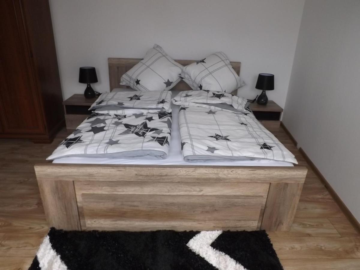 Pan Tadeusz Apartman Újszandec Kültér fotó