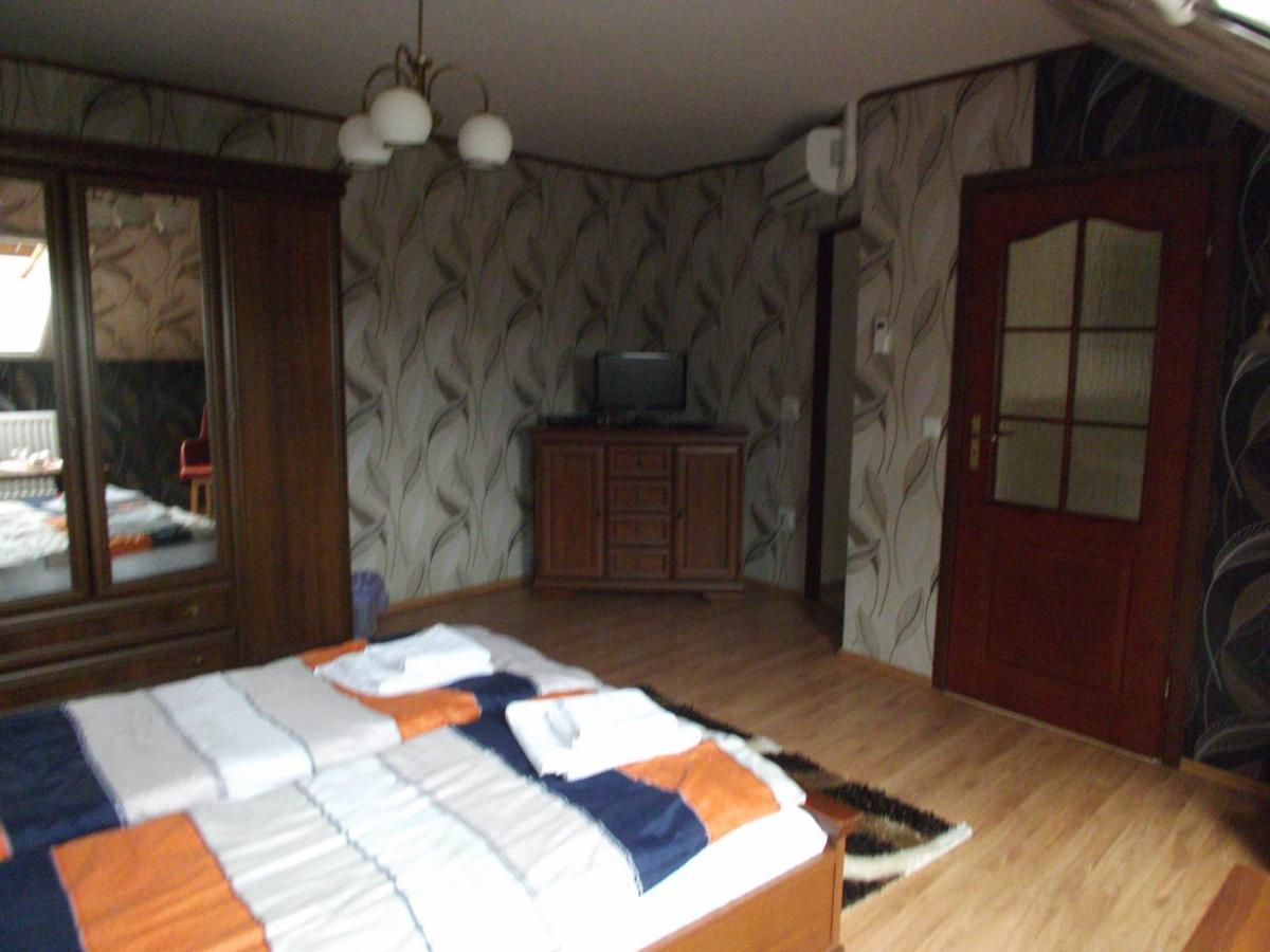 Pan Tadeusz Apartman Újszandec Kültér fotó